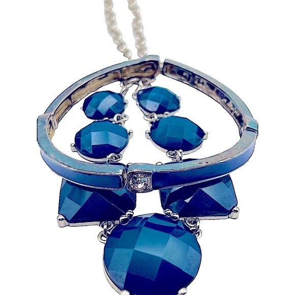 Blue Faceted Necklace & Bangle Set Geometric Design Silver-Tone Chain. N71 - Picture 8 of 12